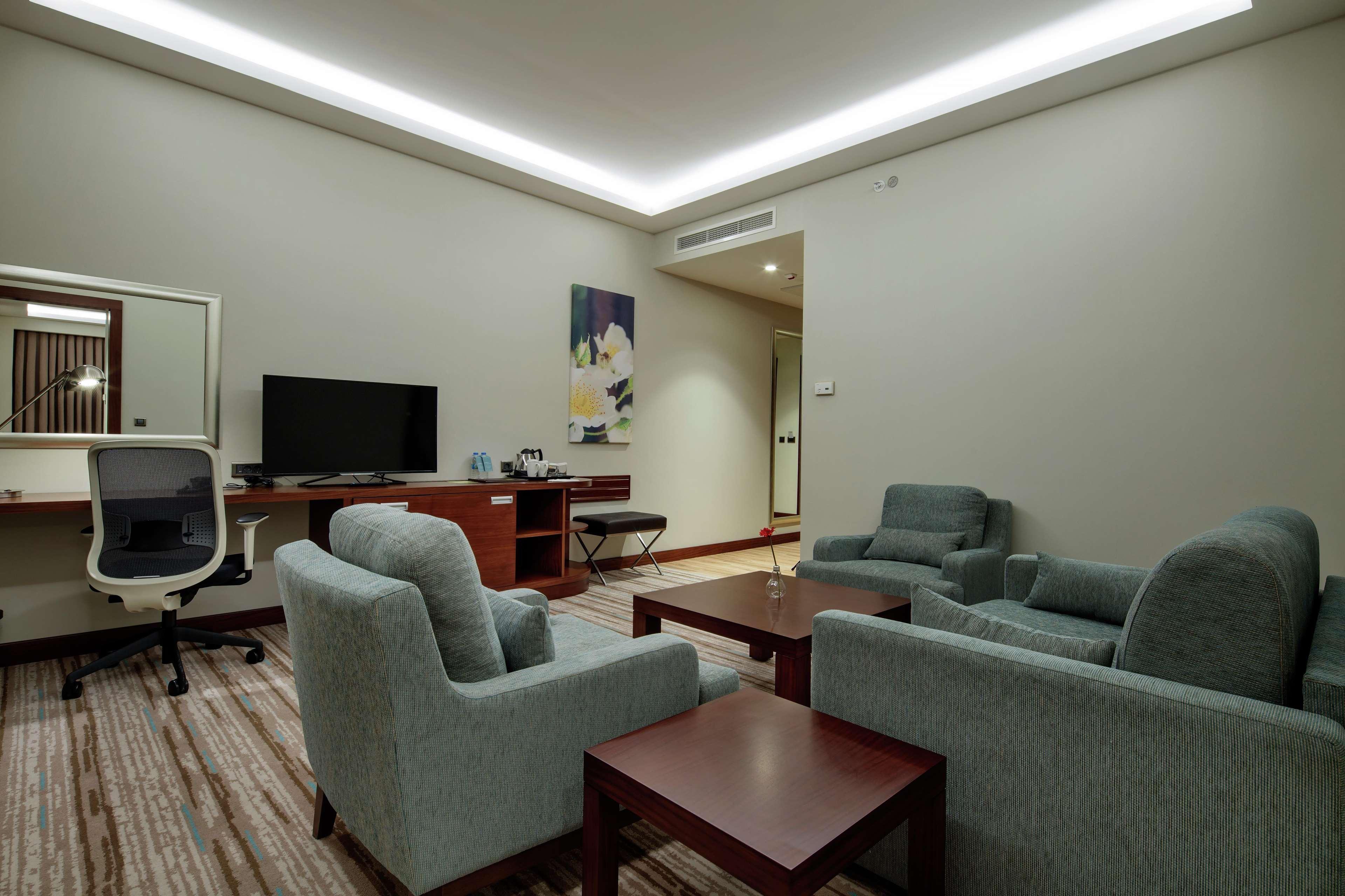 Hilton Garden Inn Çorlu Exterior foto